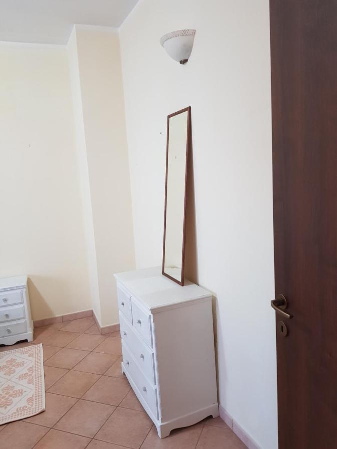 Casa Vacanza Tommy Pabillonis Esterno foto
