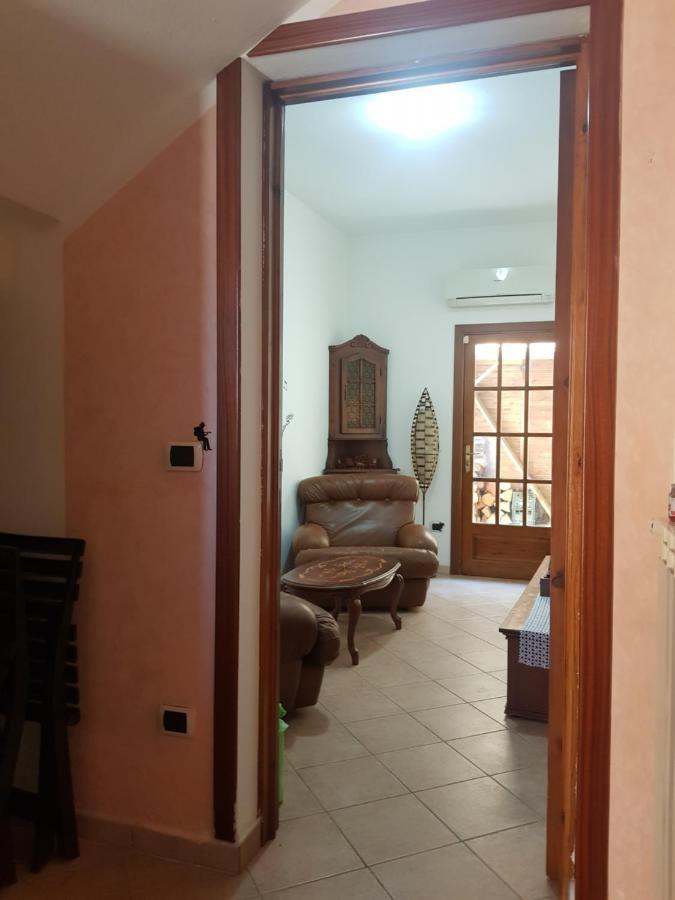 Casa Vacanza Tommy Pabillonis Esterno foto