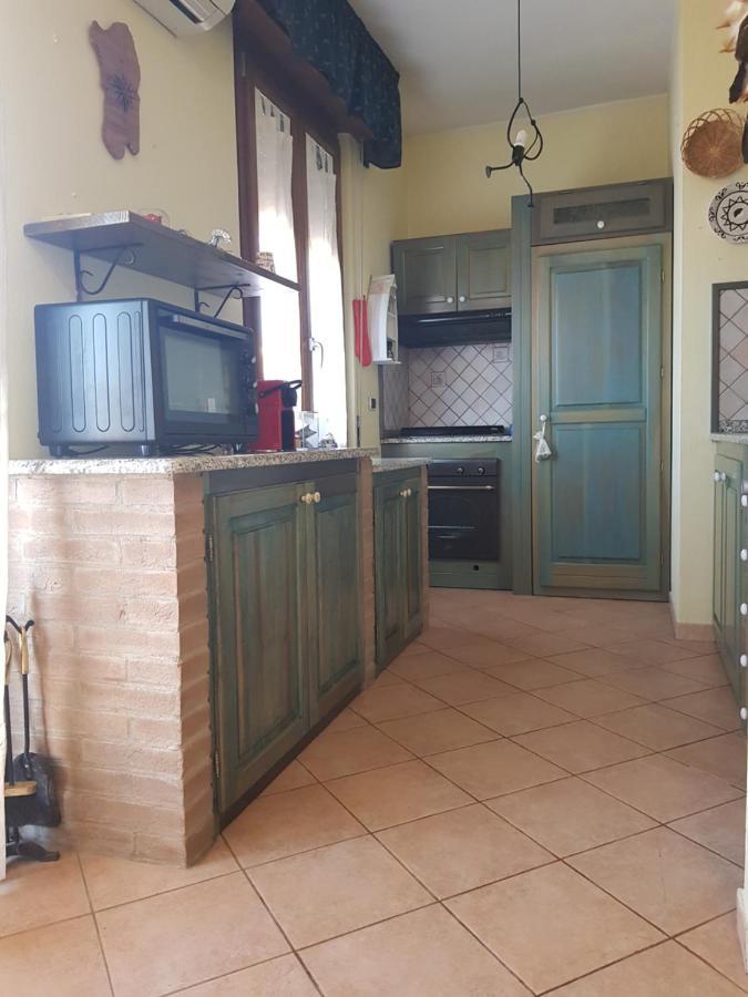 Casa Vacanza Tommy Pabillonis Esterno foto