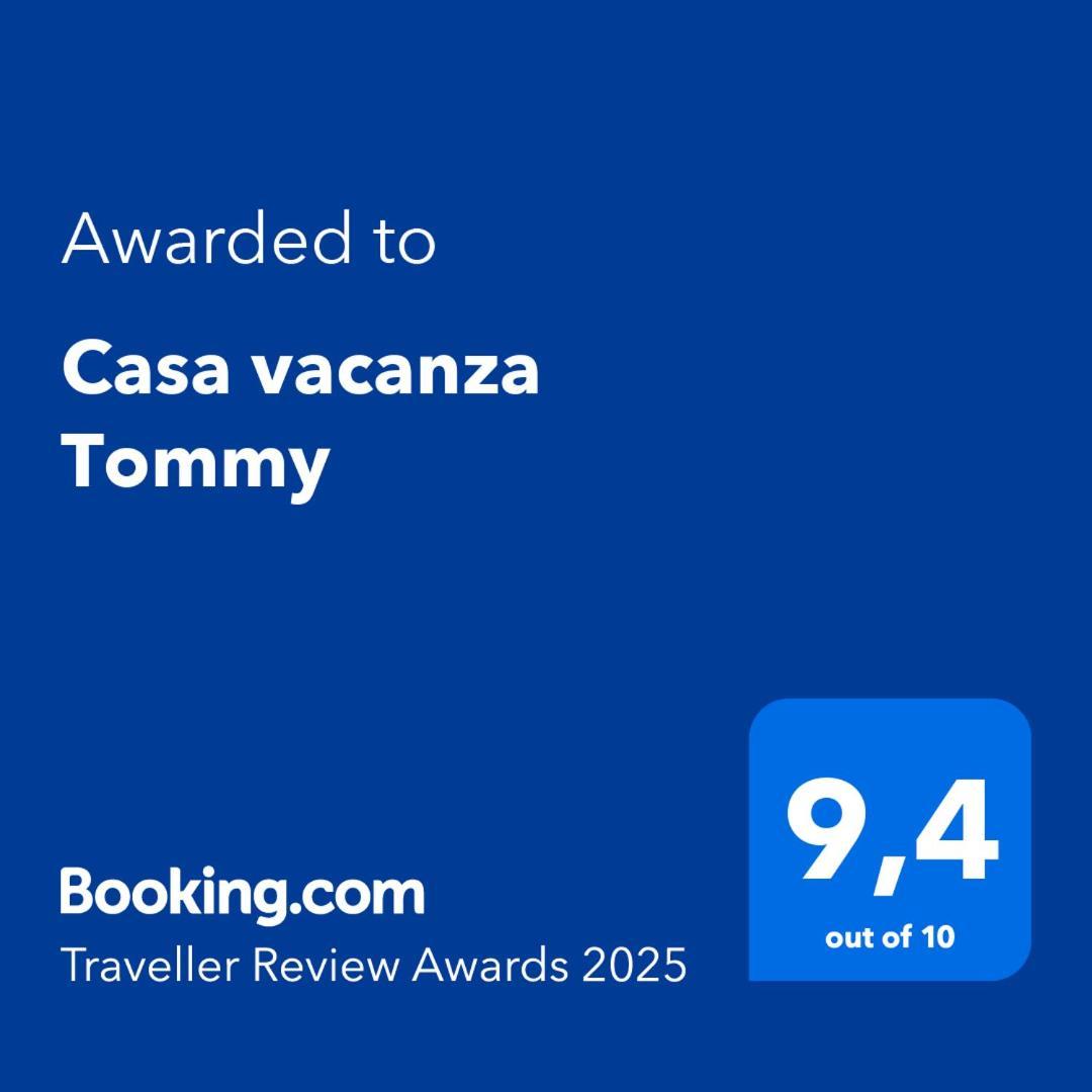 Casa Vacanza Tommy Pabillonis Esterno foto